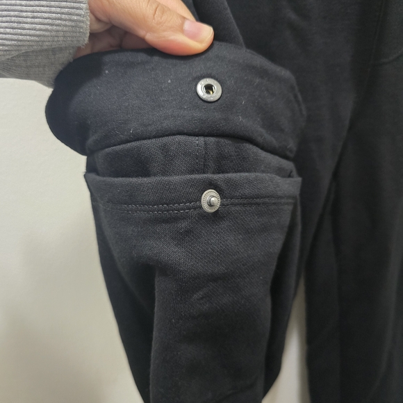 NWOT 2 Old Navy Men's Black Cargo Jogger Pants - Picture 4 of 10